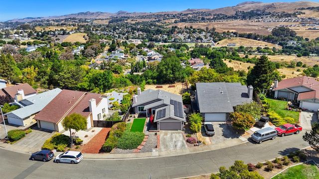 140 Bluebell Pl, Vallejo, CA 94591