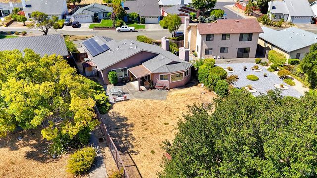 140 Bluebell Pl, Vallejo, CA 94591