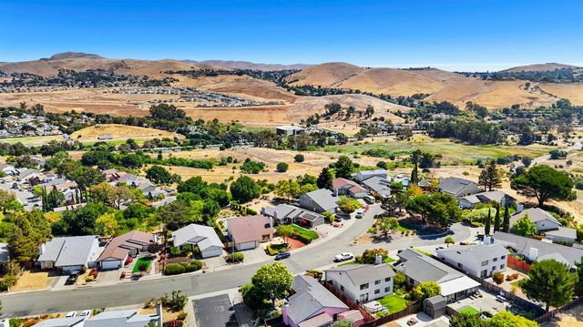 140 Bluebell Pl, Vallejo, CA 94591