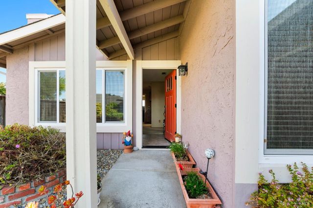 140 Bluebell Pl, Vallejo, CA 94591