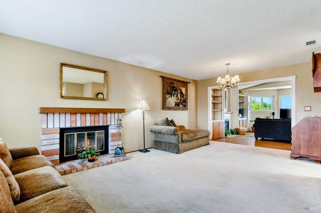 140 Bluebell Pl, Vallejo, CA 94591
