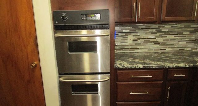 1518 W 10th Street, Davenport, IA 52804