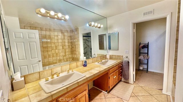 324 N Palm Drive 407, Beverly Hills, CA 90210