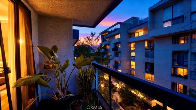 324 N Palm Drive 407, Beverly Hills, CA 90210