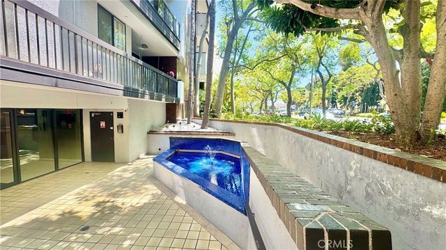 324 N Palm Drive 407, Beverly Hills, CA 90210