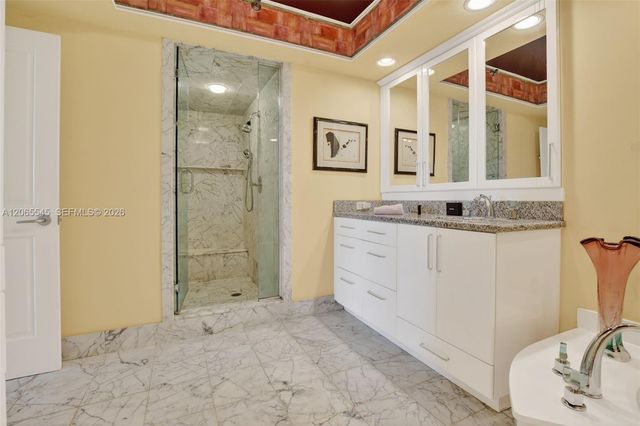 20281 E Country Club Drive 1801, Aventura, FL 33180
