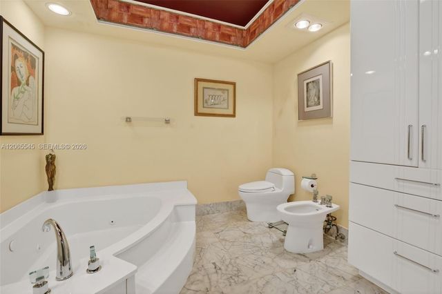 20281 E Country Club Drive 1801, Aventura, FL 33180