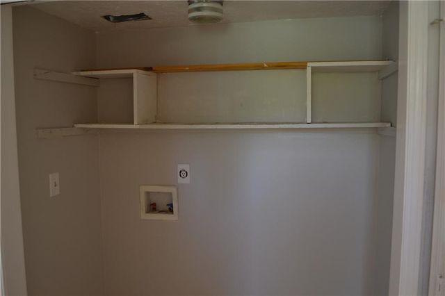 1591 Willow Bend Way, Snellville, GA 30078