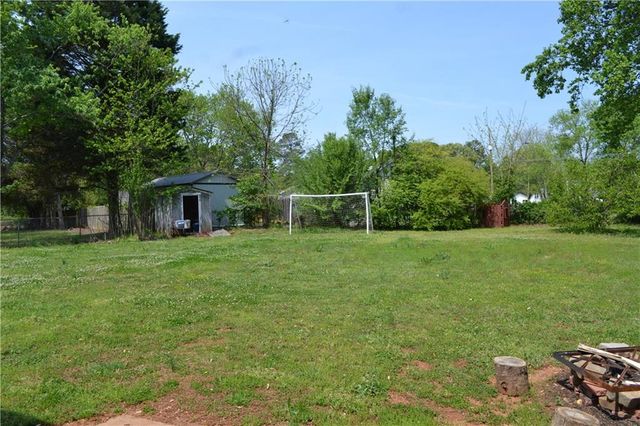 1591 Willow Bend Way, Snellville, GA 30078