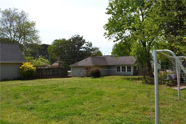 1591 Willow Bend Way, Snellville, GA 30078