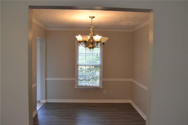 1591 Willow Bend Way, Snellville, GA 30078