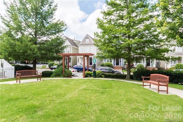 301 Hurston Circle, Charlotte, NC 28208