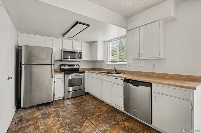 4922 S Rifle Court, Aurora, CO 80015