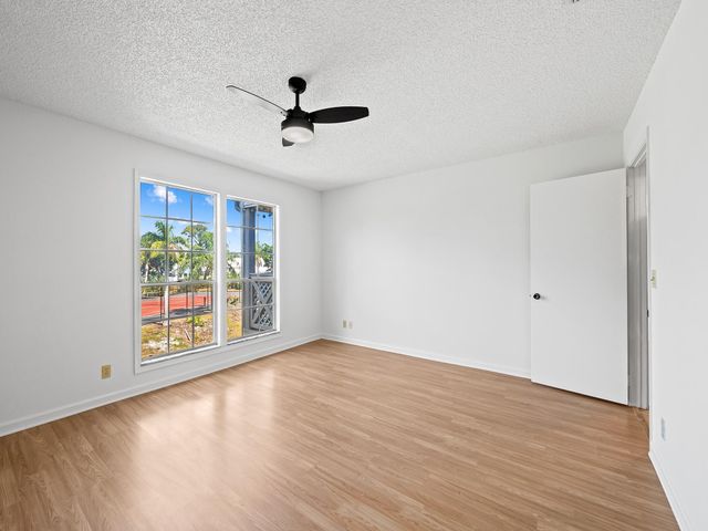 5095 Heatherhill Lane 8, Boca Raton, FL 33486