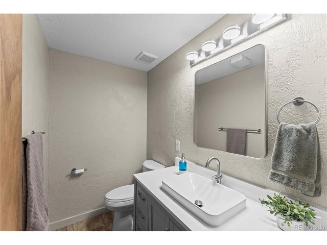 192 E Ridge Dr, Woodland Park, CO 80863