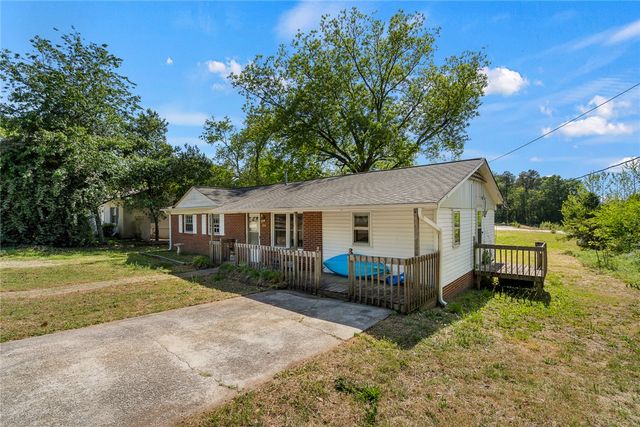 308 Clayton Street, Central, SC 29630