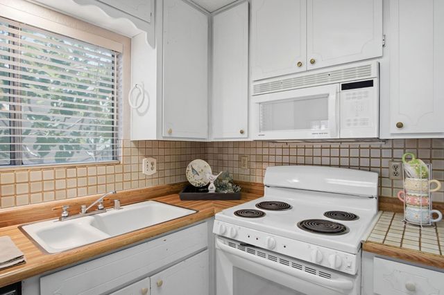 832 Pennington Pl, Modesto, CA 95356