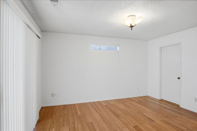 832 Pennington Pl, Modesto, CA 95356