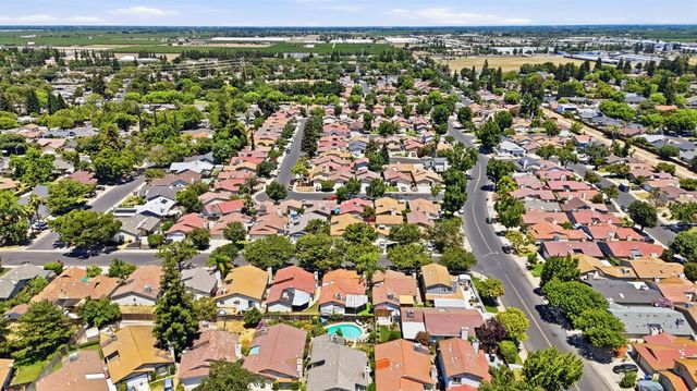 832 Pennington Pl, Modesto, CA 95356