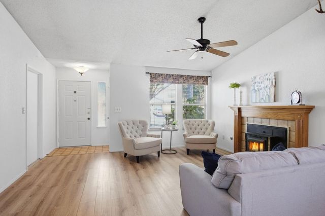 832 Pennington Pl, Modesto, CA 95356