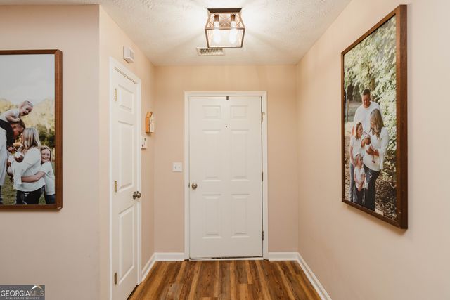 8724 Post Oak Drive, Winston, GA 30187