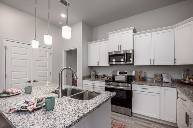 13711 NW 150TH CIRCLE, Alachua, FL 32615