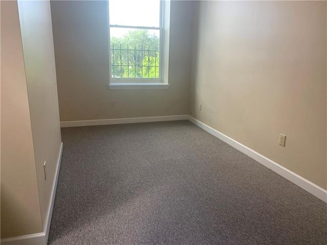 1209 W North Ave 202, Manchester, PA 15233