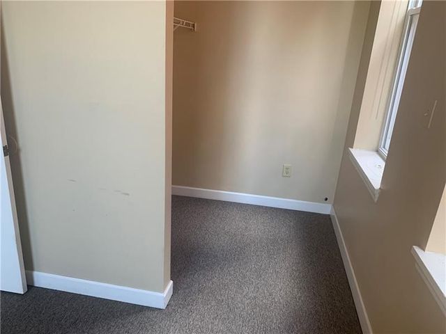 1209 W North Ave 202, Manchester, PA 15233