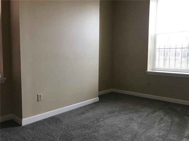 1209 W North Ave 202, Manchester, PA 15233