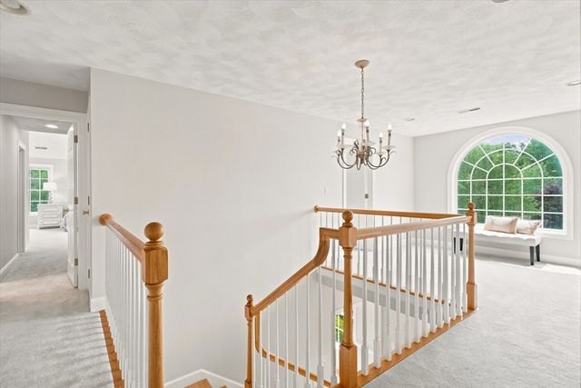 247 Webster Woods Ln, North Andover, MA 01845