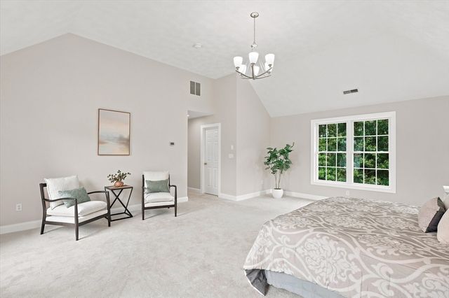 247 Webster Woods Ln, North Andover, MA 01845