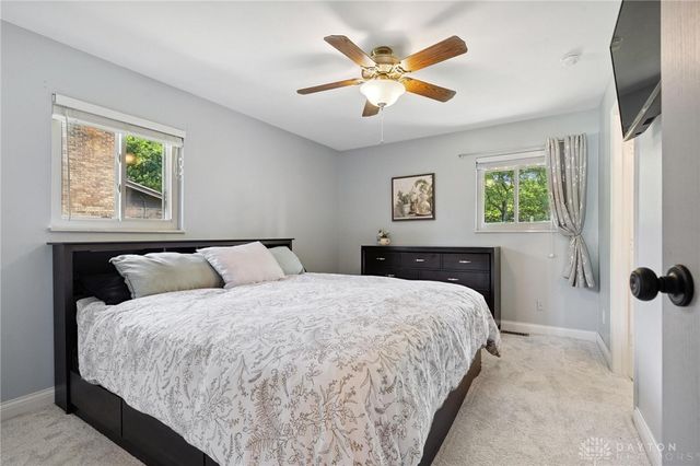6800 Glenhills Drive, Englewood, OH 45322