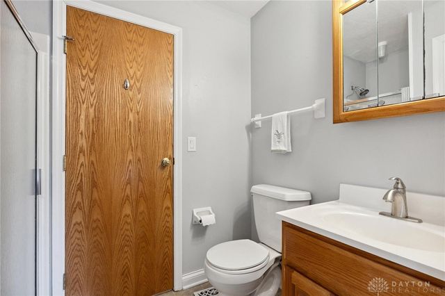 6800 Glenhills Drive, Englewood, OH 45322