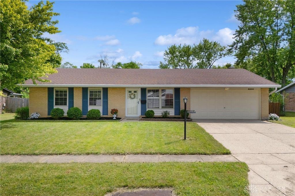 6800 Glenhills Drive, Englewood, OH 45322