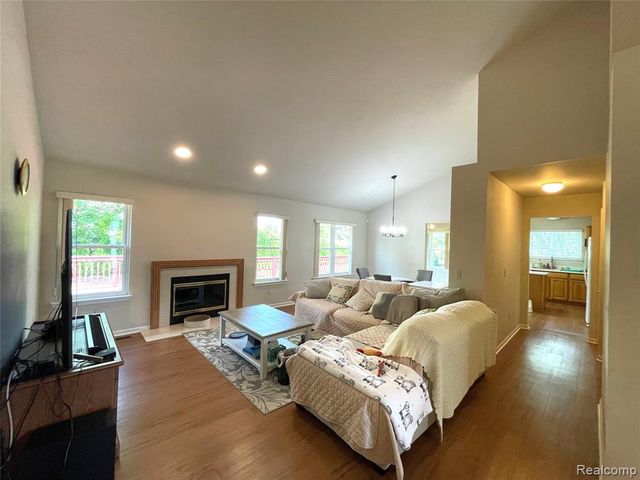 5859 Calgary Court, Sterling Heights, MI 48314