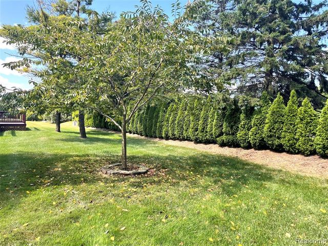 5859 Calgary Court, Sterling Heights, MI 48314