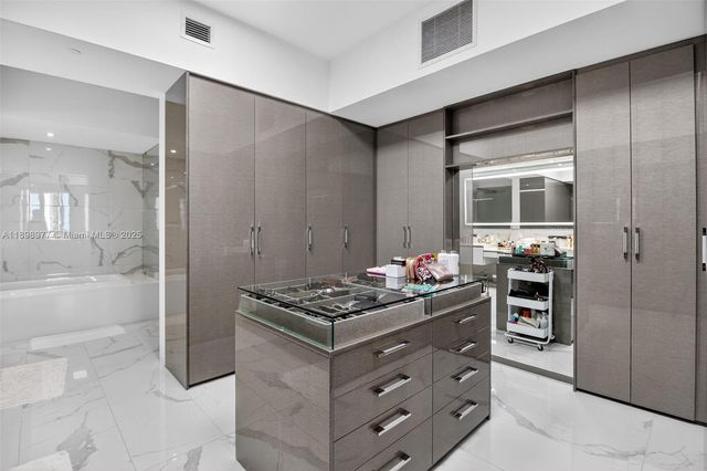 5000 Island Estates Dr 1107, Aventura, FL 33160