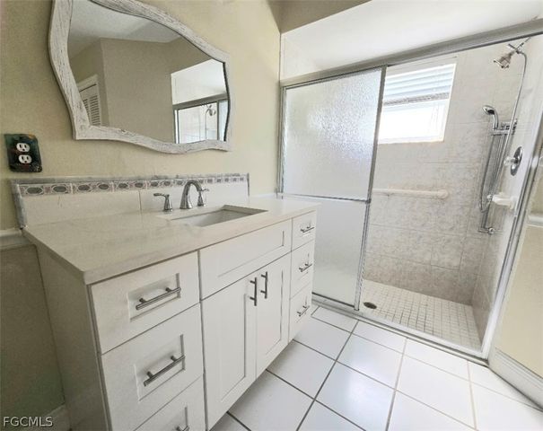 3956 Sabal Springs BLVD, North Fort Myers, FL 33917