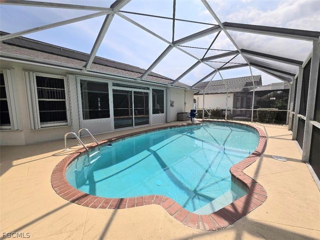 3956 Sabal Springs BLVD, North Fort Myers, FL 33917