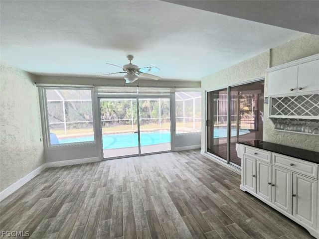 3956 Sabal Springs BLVD, North Fort Myers, FL 33917