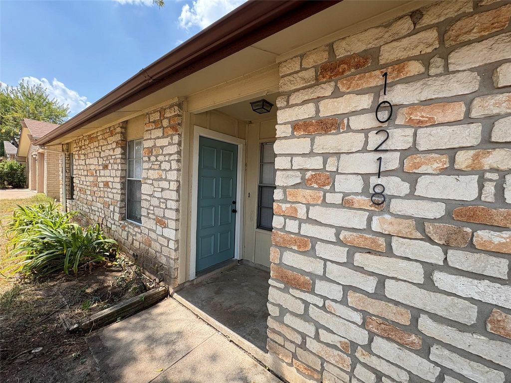 10218 W Rutland VLG, Austin, TX 78758