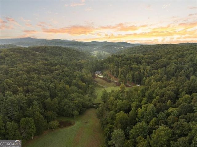 4864 Black Mountain Road, Dahlonega, GA 30533