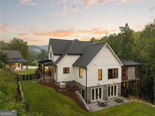 4864 Black Mountain Road, Dahlonega, GA 30533