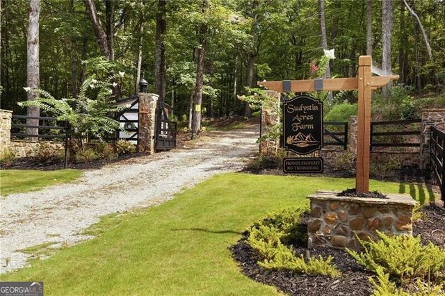 4864 Black Mountain Road, Dahlonega, GA 30533