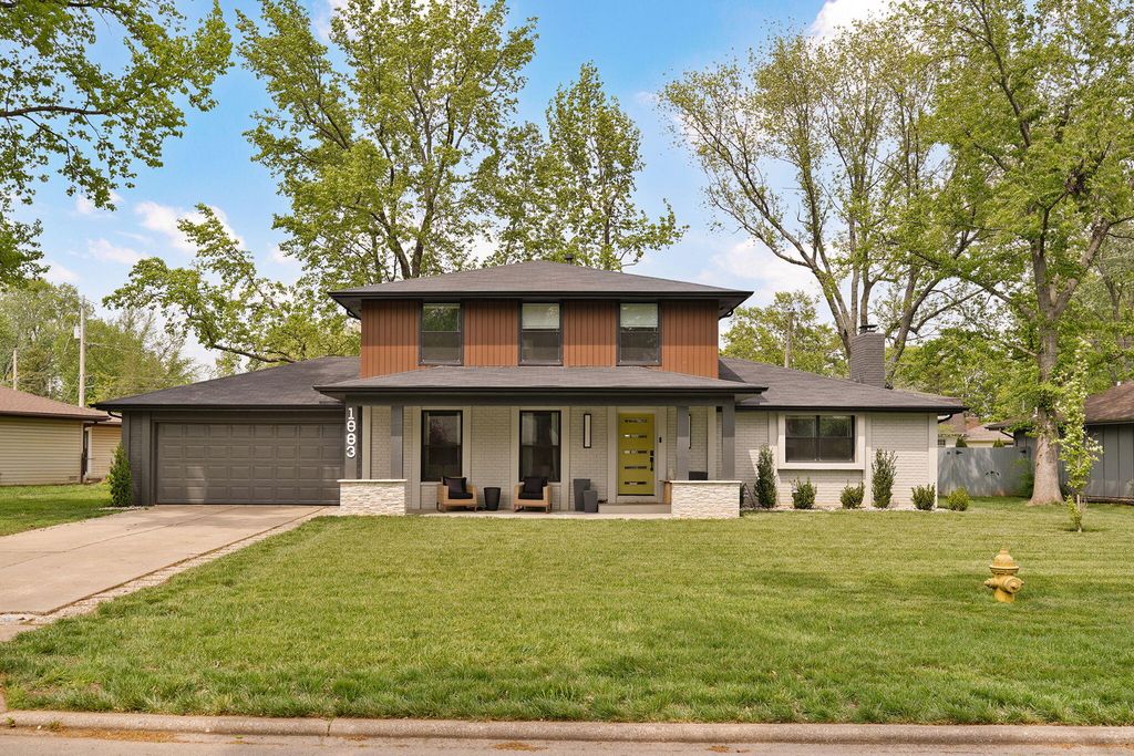 1883 E Cardinal Street, Springfield, MO 65804
