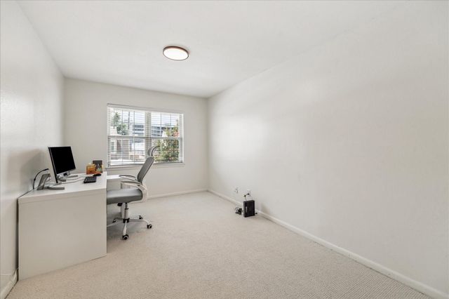 5823 Valley Forge Drive 93, Houston, TX 77057