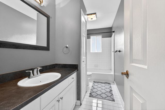 30098 Fairfield Drive, New Baltimore, MI 48051