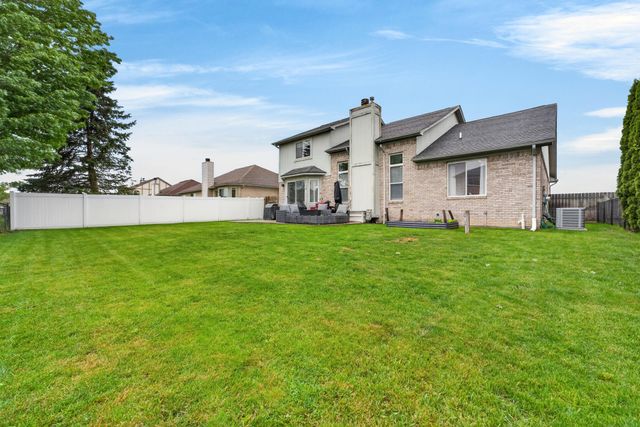 30098 Fairfield Drive, New Baltimore, MI 48051