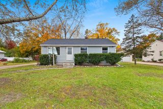 332 E ST JOSEPH STREET, Green Bay, WI 54301