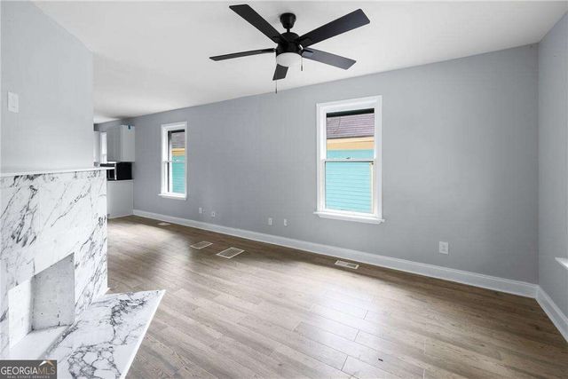 554 Lawton Street SW, Atlanta, GA 30310